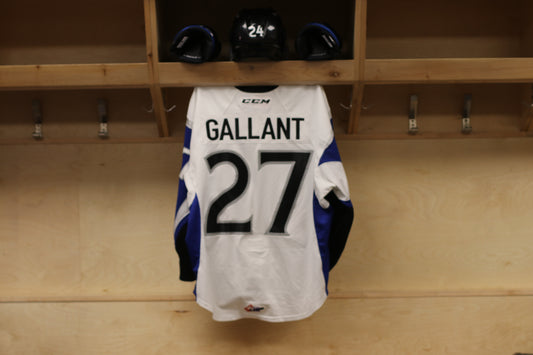 Game-Worn Jersey: Carson Gallant -  White (2018-19)